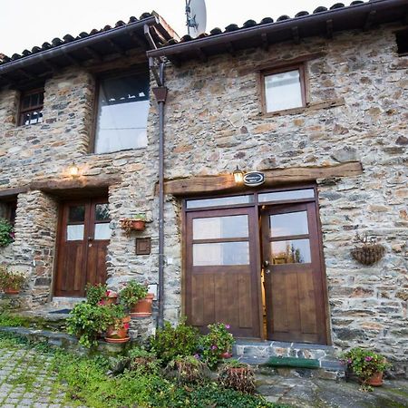 Casa Do Pomar Guest House Braganca Luaran gambar